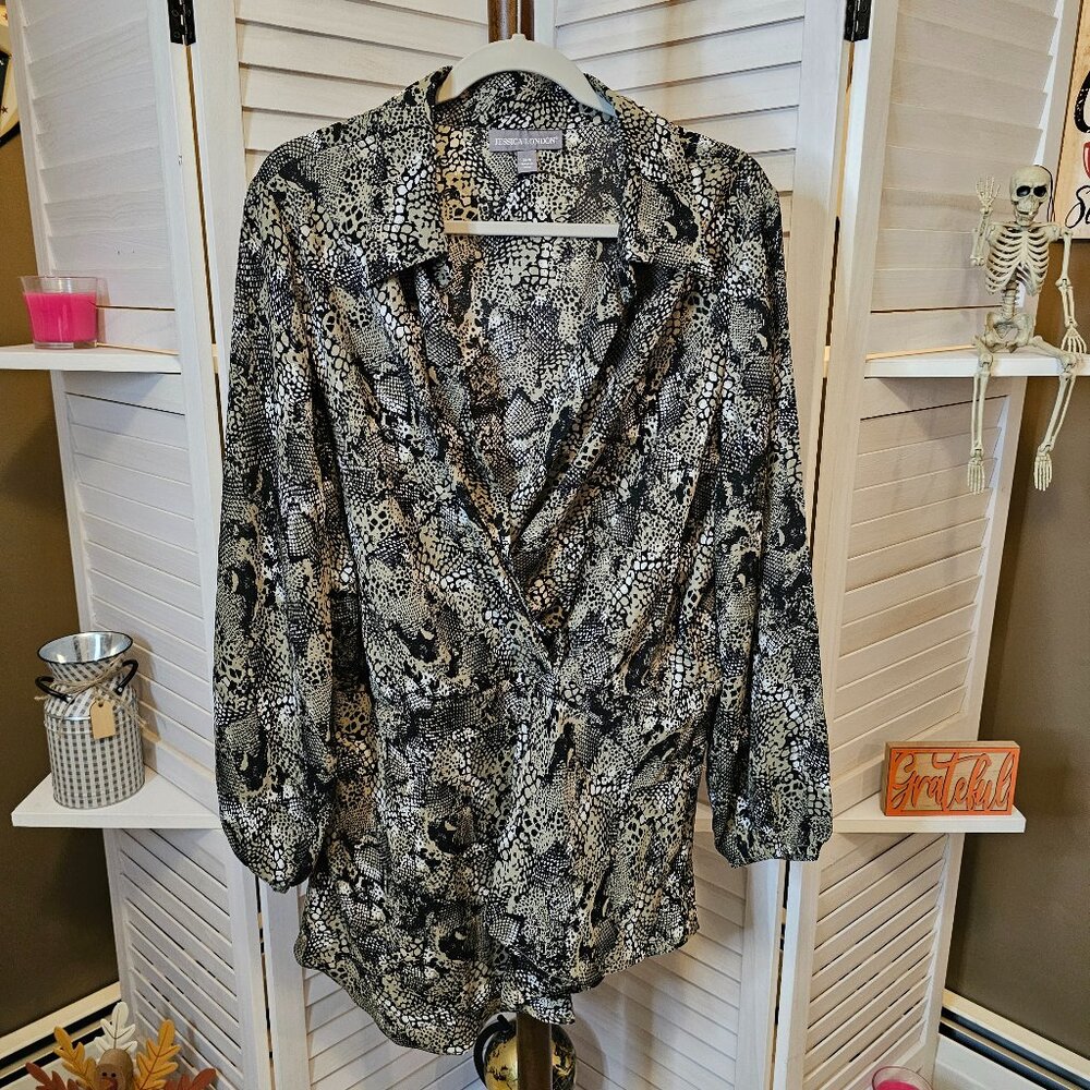 Jessica London, Plus Size 24W, Snake Print, V-neck With Collar, Blouse